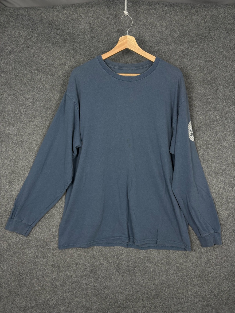 Trader Joe’s Employee Faded Blue Long Sleeve Graphic Shirt XL